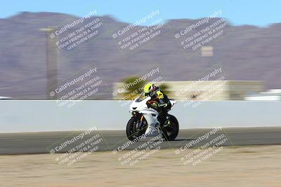 media/Jan-09-2022-SoCal Trackdays (Sun) [[2b1fec8404]]/Front Straight Speed Shots (1pm)/